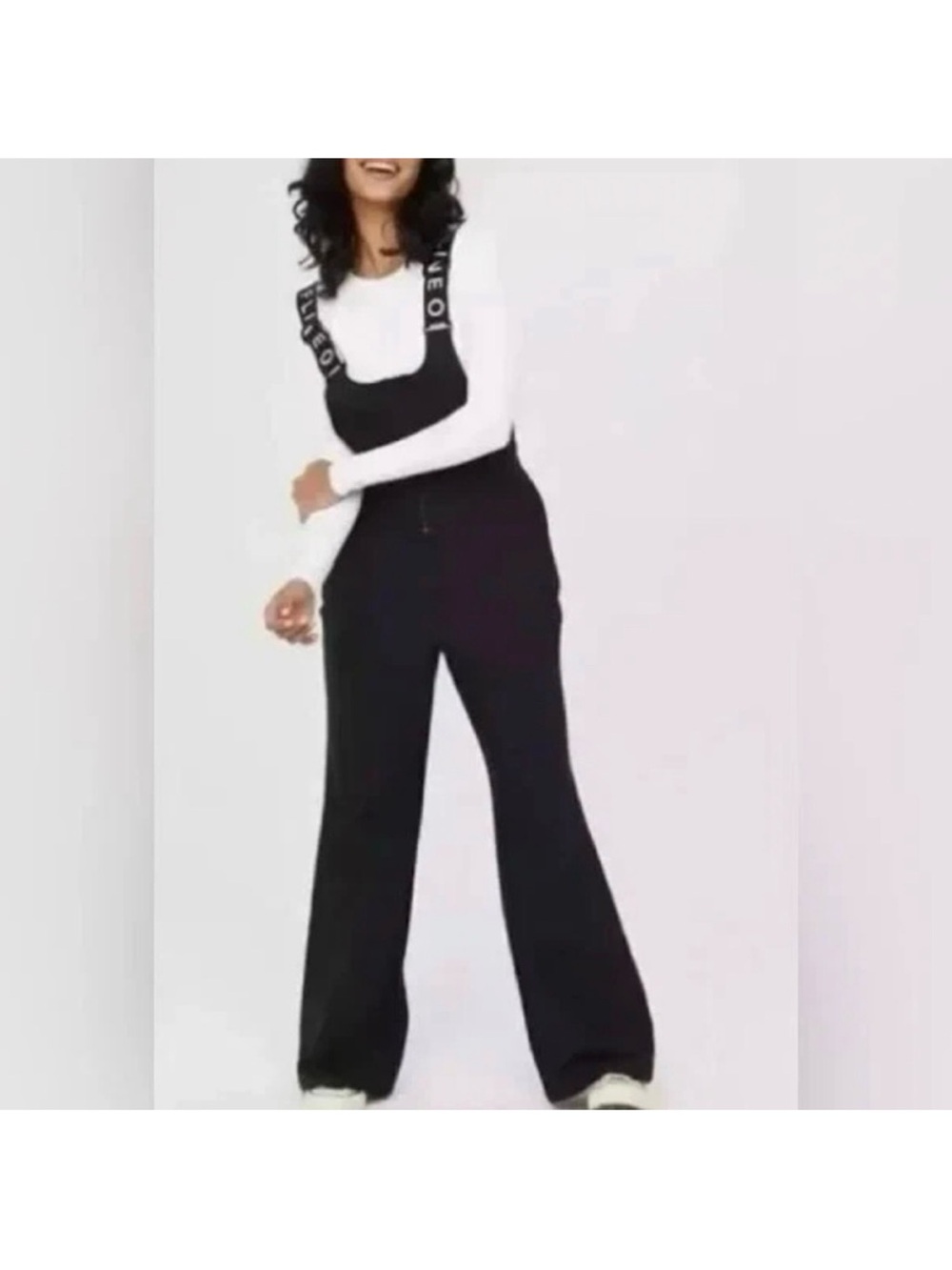 Aerie Offline Chillside Collection Black Ski Bib Overalls M perfect condition